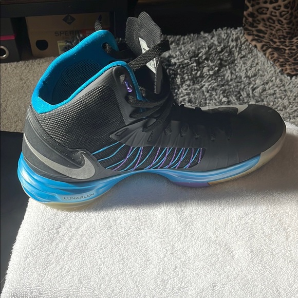 Nike Hyperdunk men’s basketball shoes - Picture 10 of 12